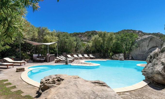Porto Rotondo Villa | Holiday Home with Spacious Garden, Terrace and Pool