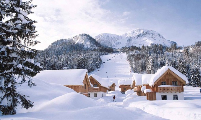 Altaussee House | Holiday home with own sauna directly on the slopes