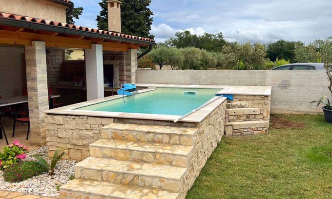 Savudrija House | Holiday home with pool near the beach