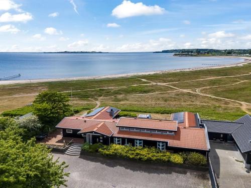Diernæs Strandby House | Holiday Home Xaverius - 30m from the sea by Interhome