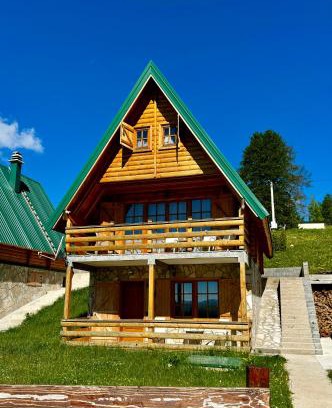 Razvrsje Apartment | Holiday homes Durmitor idyll