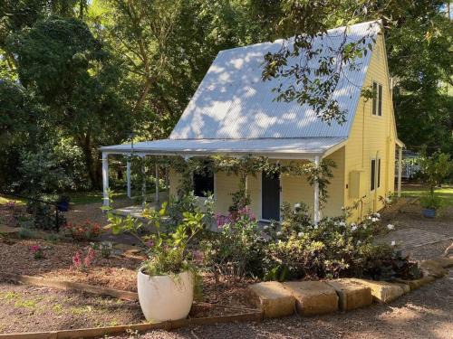 Balmoral Ridge House | Holiday homes in Balmoral Ridge, Australia