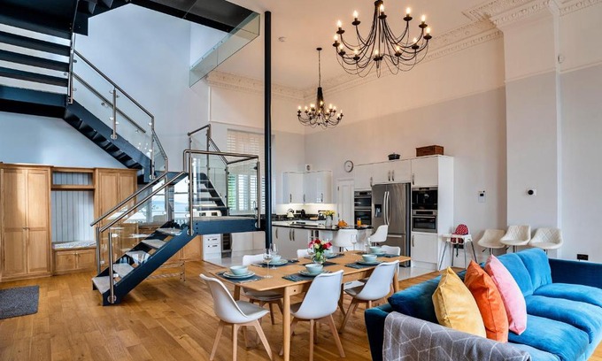 Dawlish House | Holiday homes in United Kingdom