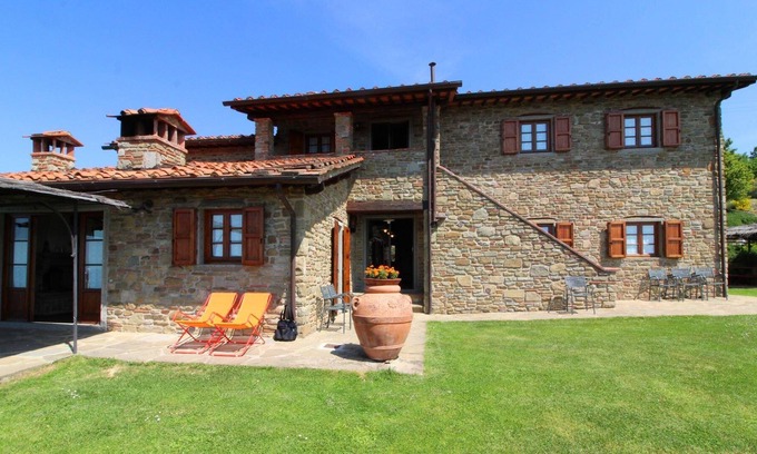 Castiglion Fibocchi House | Holiday house Castiglion Fibocchi for 1 - 20 persons with 9 bedrooms - Holiday home