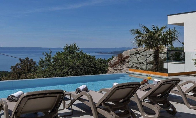 Baska Voda House | Holiday house Baška Voda for 1 - 8 persons with 4 bedrooms - Holiday apartment in one or multi-famil