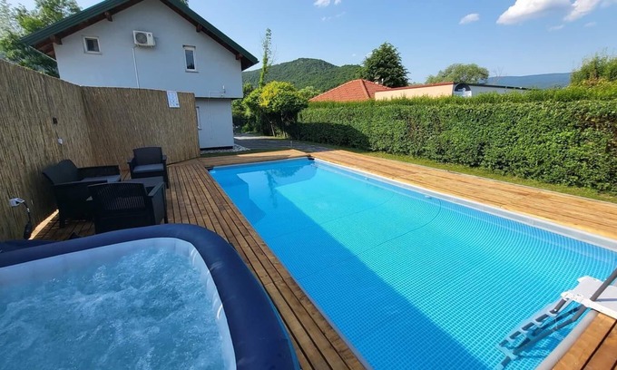 Bihac House | Holiday house Bihać for 2 - 7 persons with 2 bedrooms - Holiday home