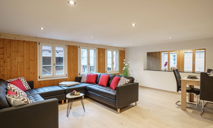 Brienz House | Holiday house Brienz BE for 1 - 10 persons with 6 bedrooms - Historical building