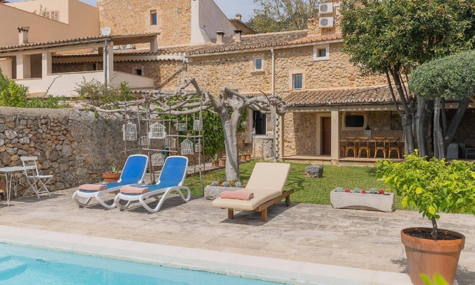Selva House | Holiday house Caimari for 1 - 6 persons with 3 bedrooms - Row house