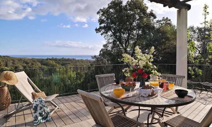 Cervione House | Holiday house Cervione for 1 - 4 persons with 2 bedrooms - Holiday home
