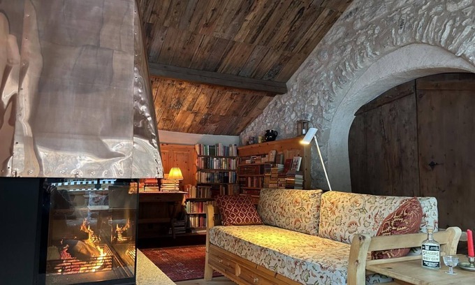 Cinuos-Chel Ski Chalet | Holiday house Cinuos-chel for 1 - 8 persons with 4 bedrooms - Farmhouse
