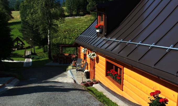 Zdiar Cottage | Holiday House Daniela - skiing, tourism, termal pools, Treetop walk.