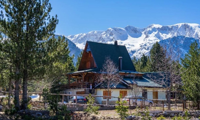 Blidinje Nature Park House | Holiday house (Diva Grabovica) for 1 - 11 persons with 4 bedrooms - Holiday home