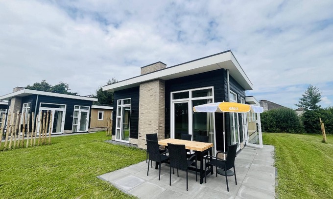 Dirkshorn House | Holiday house Dirkshorn for 1 - 5 persons with 3 bedrooms - Holiday home