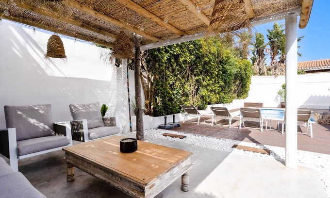 Urbanizacion Costabella House | Holiday house Elveria for 1 - 6 persons with 3 bedrooms - Holiday home