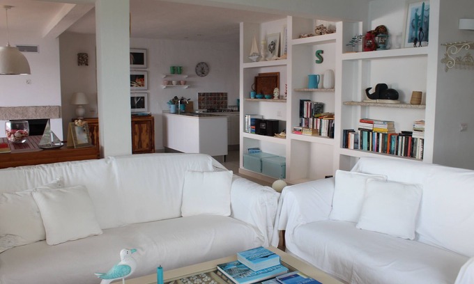 Golfo di Marinella House | Holiday House "Helichrysum" - Ladunia
