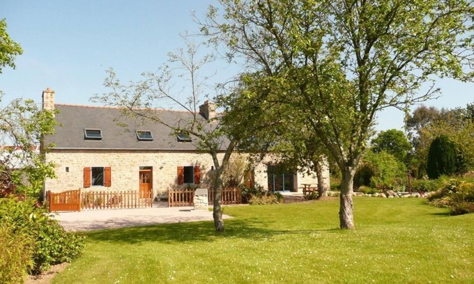 Kermoroc'h House | Holiday house Kermoroc'H for 1 - 6 persons with 3 bedrooms - Row house