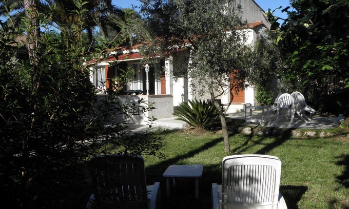 Le Cannet House | Holiday house Le Cannet for 1 - 6 persons with 2 bedrooms - Row house