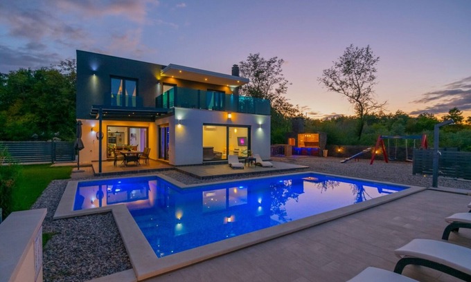 Grubine House | Holiday house "Luxury" Grubine with pool and amazing view and heated pool