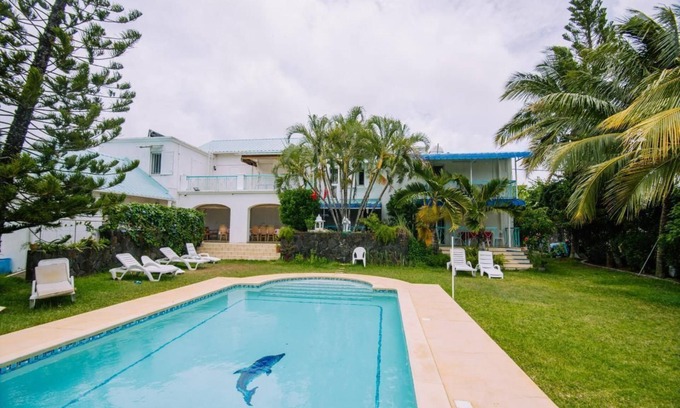 Trou d'Eau Douce House | Holiday house Trou d'Eau Douce for 1 - 15 persons with 7 bedrooms - Holiday home