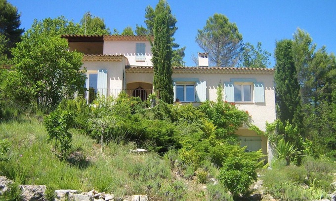 Pierrevert House | Holiday house Pierrevert for 1 - 3 persons with 2 bedrooms - Holiday house
