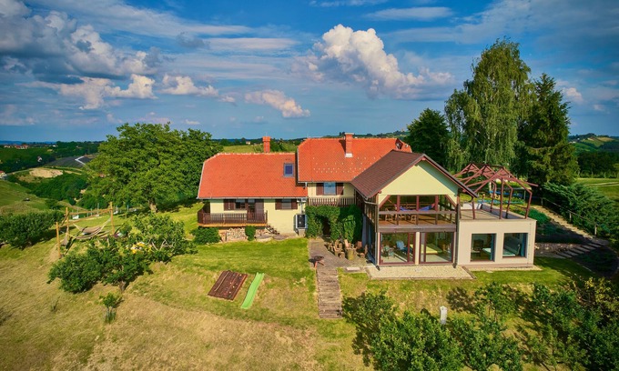 Ljutomer House | Holiday House Podhamer Marijan