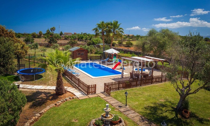 Santa Margalida House | Holiday house Santa Margalida for 1 - 10 persons with 5 bedrooms - Holiday apartment in one or multi