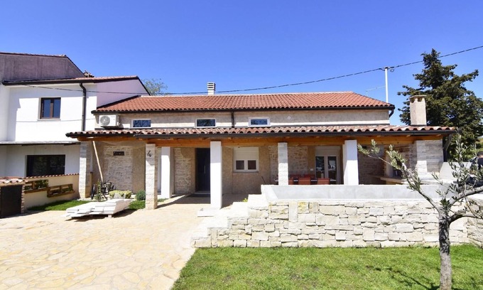 Savudrija House | Holiday house Savudrija for 1 - 8 persons with 5 bedrooms - Holiday home