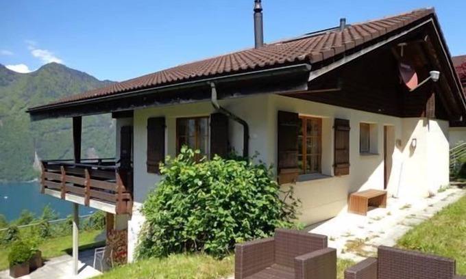 Ruetli House | Holiday house Seelisberg for 1 - 6 persons with 3 bedrooms - Detached holiday house