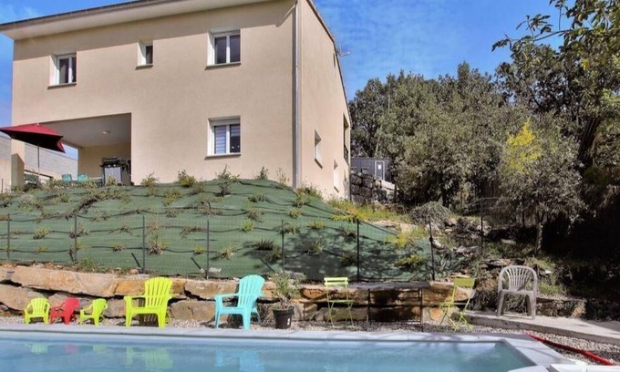Vesseaux House | Holiday house Vesseaux for 1 - 12 persons with 6 bedrooms - Holiday house