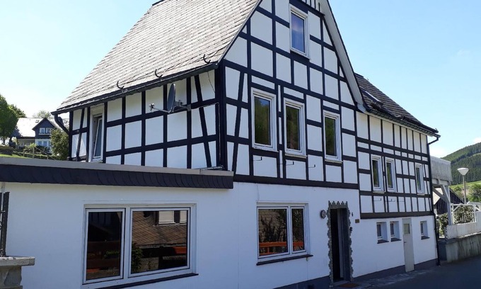 Westfeld House | Holiday house Westfeld for 1 - 10 persons with 5 bedrooms - Holiday apartment in one or multi-family