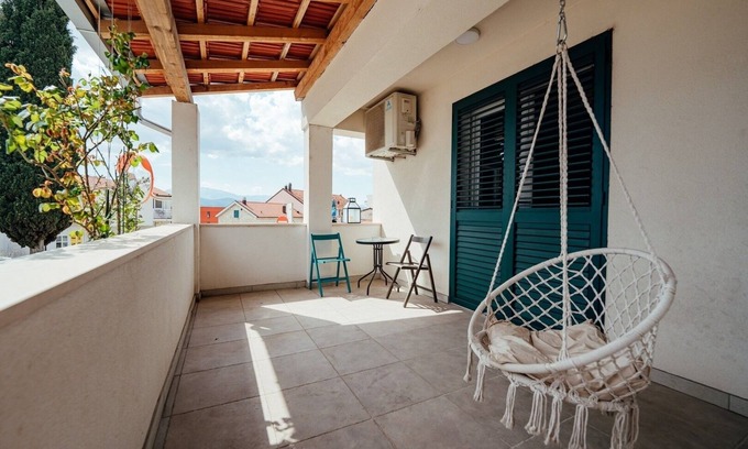Imotski House | Holiday house with a parking space Imotski, Zagora (K-24482)