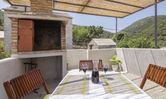 Komiza House | Holiday house with a parking space Oključna, Vis (K-14875)