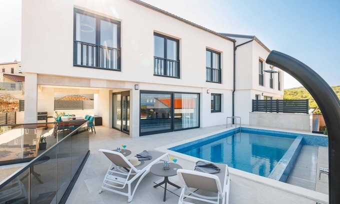 Vrbnik House | Holiday house with a swimming pool Vrbnik, Krk (K-24519)