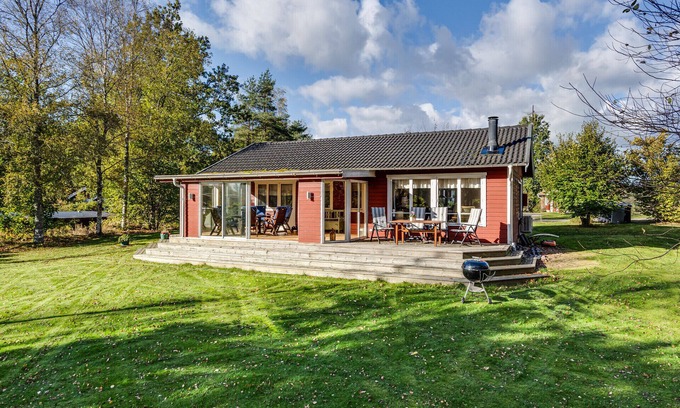 Korsveka House | Holiday house with jacuzzi near nature | SE02021