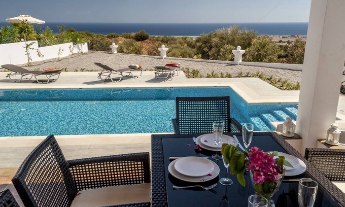 Kalathos Villa | Holiday house with pool and stunning sea views