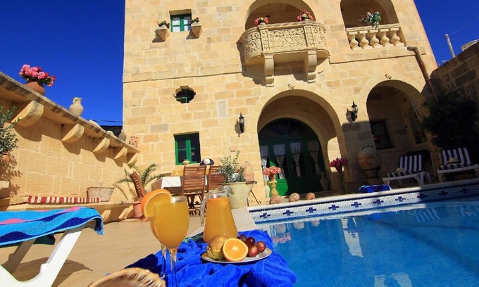 Xewkija House | Holiday house Xewkija for 2 - 12 persons with 6 bedrooms - Holiday house