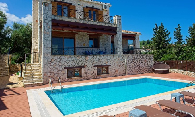 Tragaki House | Holiday house Zakynthos for 1 - 6 persons with 3 bedrooms - Holiday house