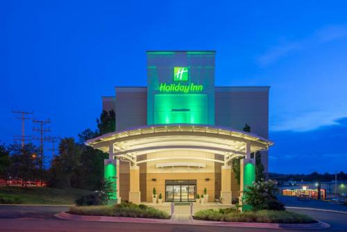 Linthicum Heights Hotel | Holiday Inn Baltimore BWI Airport by IHG