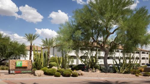 North Scottsdale Hotel | Holiday Inn Club Vacations Scottsdale Resort
