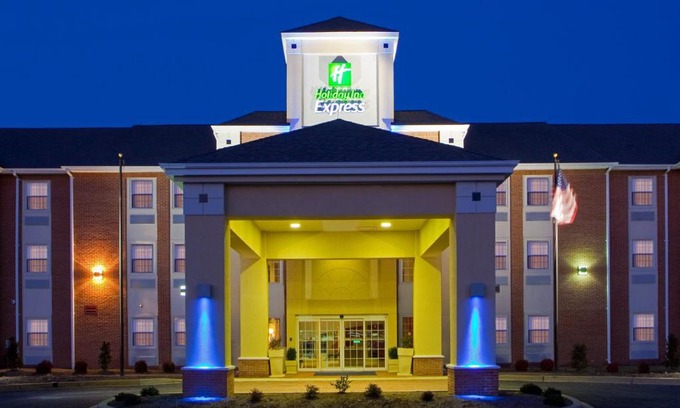 Prince Frederick Hotel | Holiday Inn Express Prince Frederick by IHG