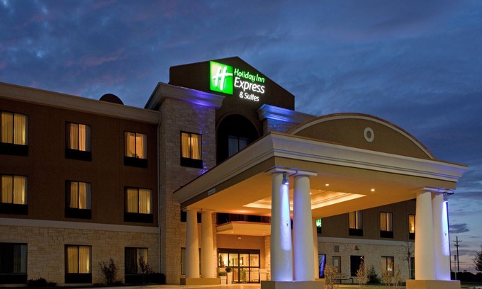 Amarillo Hotel | Holiday Inn Express Amarillo South by IHG