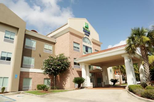 Zachary Hotel | Holiday Inn Express Baton Rouge North by IHG