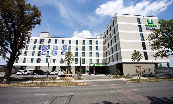 Darmstadt Hotel | Holiday Inn Express Darmstadt by IHG