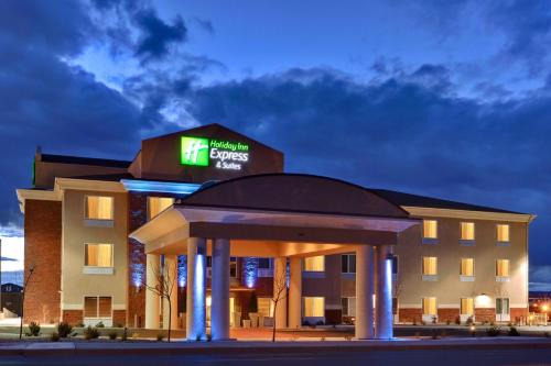 Albuquerque Hotel | Holiday Inn Express Hotel & Suites Albuquerque Airport by IHG