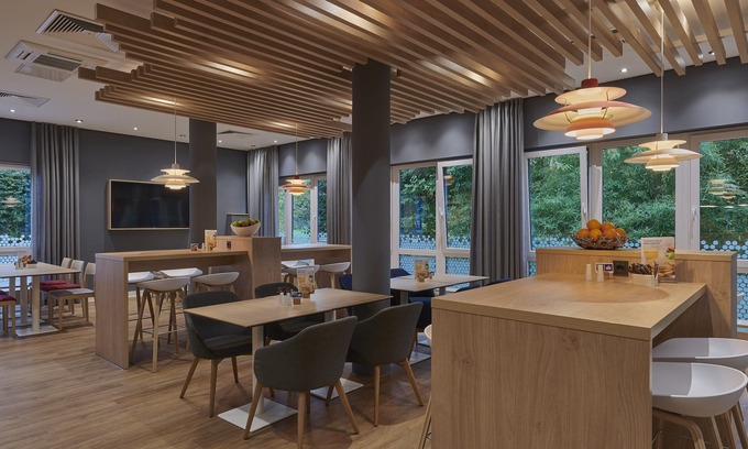 Troisdorf Hotel | Holiday Inn Express Köln-Troisdorf by IHG
