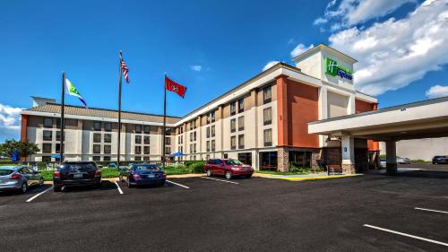 New Pathways Hotel | Holiday Inn Express Memphis Medical Center - Midtown by IHG