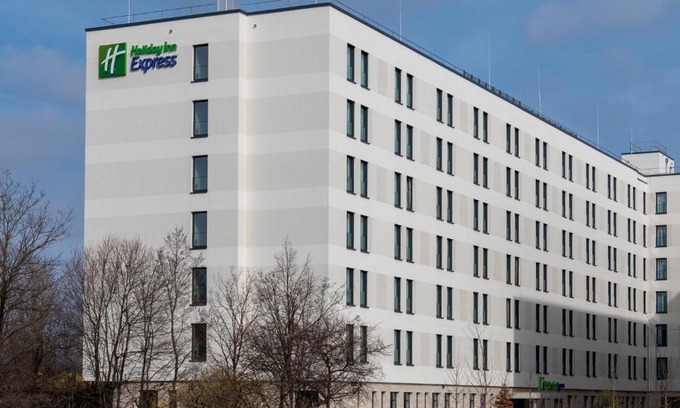 Schwabing-Freimann Hotel | Holiday Inn Express - MUNICH NORTH by IHG