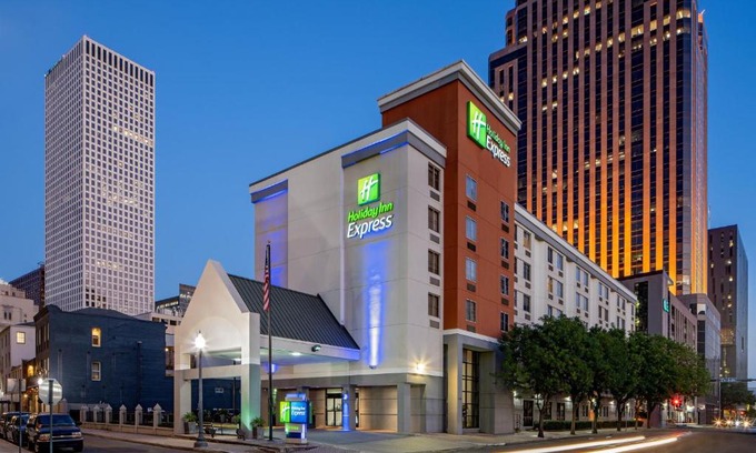 Central Business District Hotel | Holiday Inn Express New Orleans Downtown by IHG