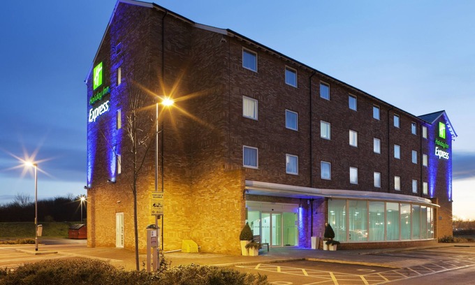Nuneaton Hotel | Holiday Inn Express Nuneaton by IHG