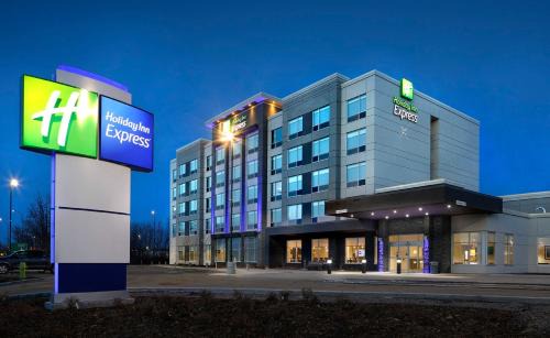 Red Deer Hotel | Holiday Inn Express - Red Deer North by IHG
